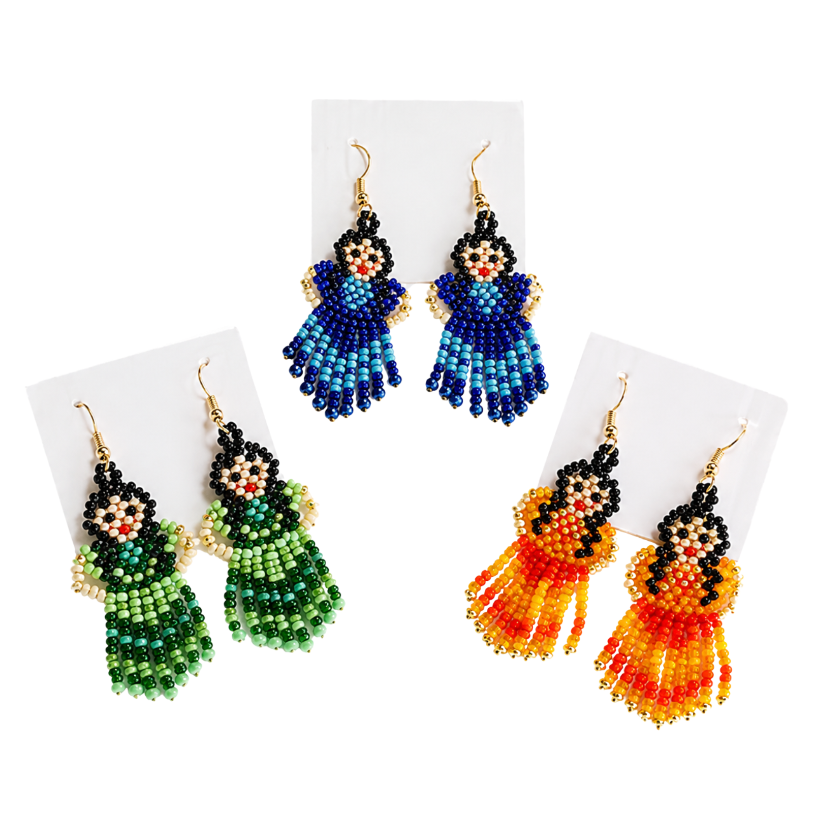 Aretes artesanales de chaquira con figura de mujeres campesinas